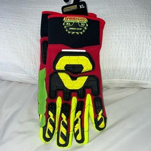 Add to bundle, I’ll send DISCOUNT! 
NEW WITH TAG Ironclad Size XL